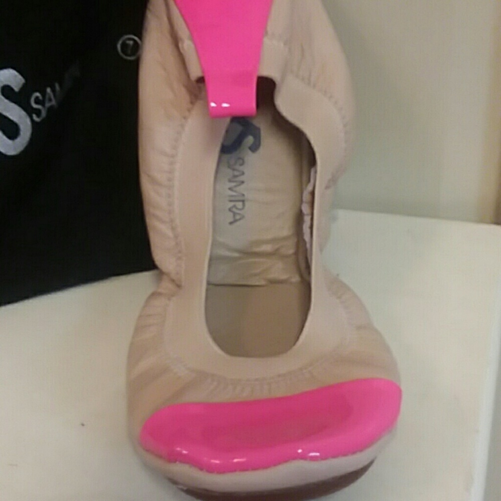 NW Yosi Samira cream ballet flats with bag 💋💋💋 - Picture 2 of 4